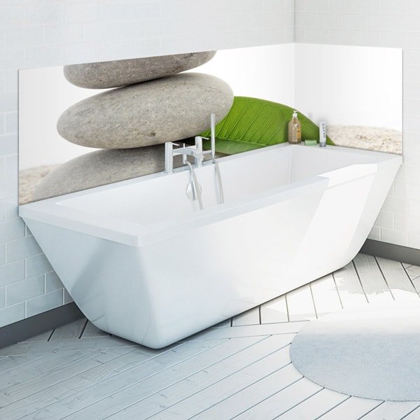 Crédence zen galets à coller sur le carrelage salle de bains