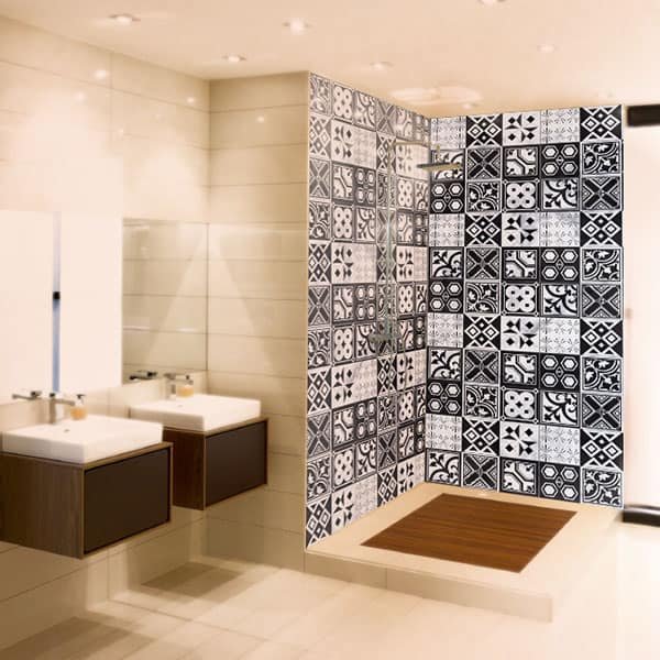 Crédence Douche Carreaux Noir et Blanc