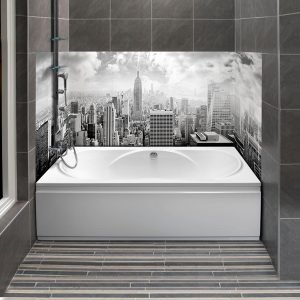 Crédence baignoire architecture métropolitaine