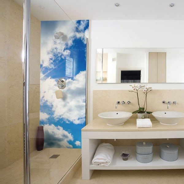 décor blue sky, rénovation mur de douche, pose et entretien faciles