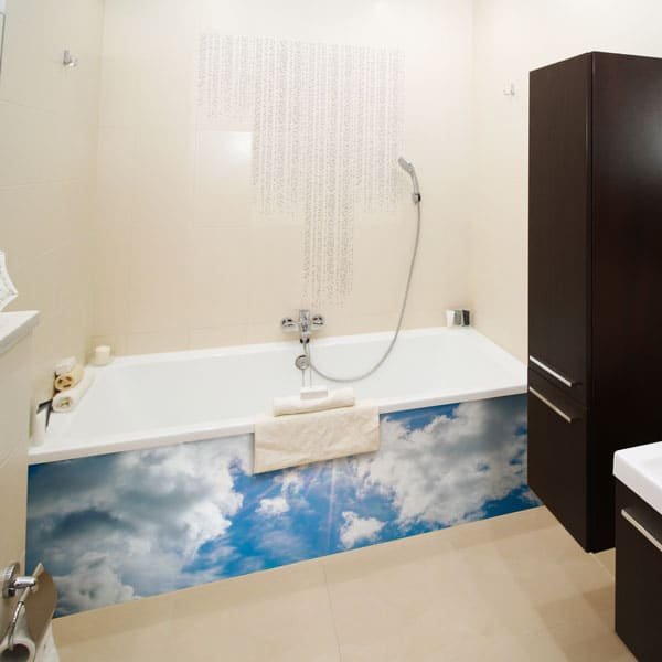 pano deco tablier de baignoire sur mesure, modèle blue sky, ambiance nature