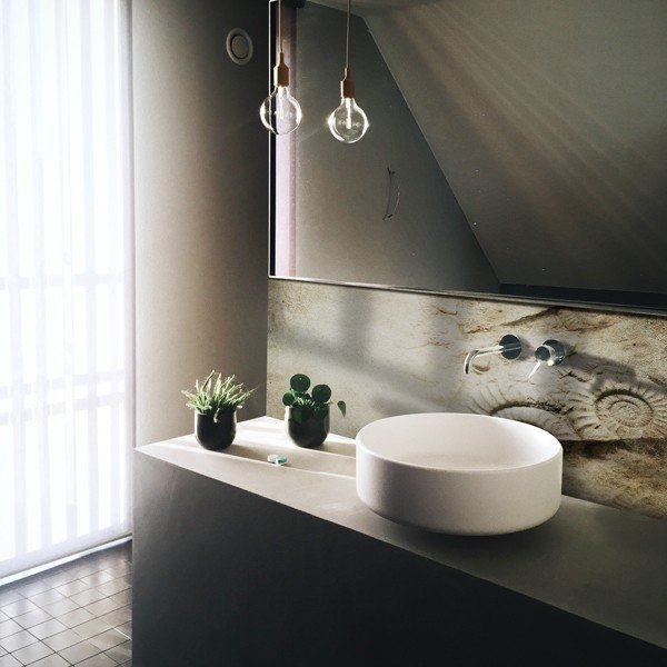 Panneau mural salle de bains corail